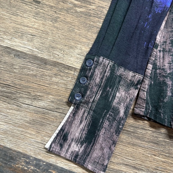 Anni Kuan Blue and Black Abstract Button Down Shirt - Picture 8 of 8